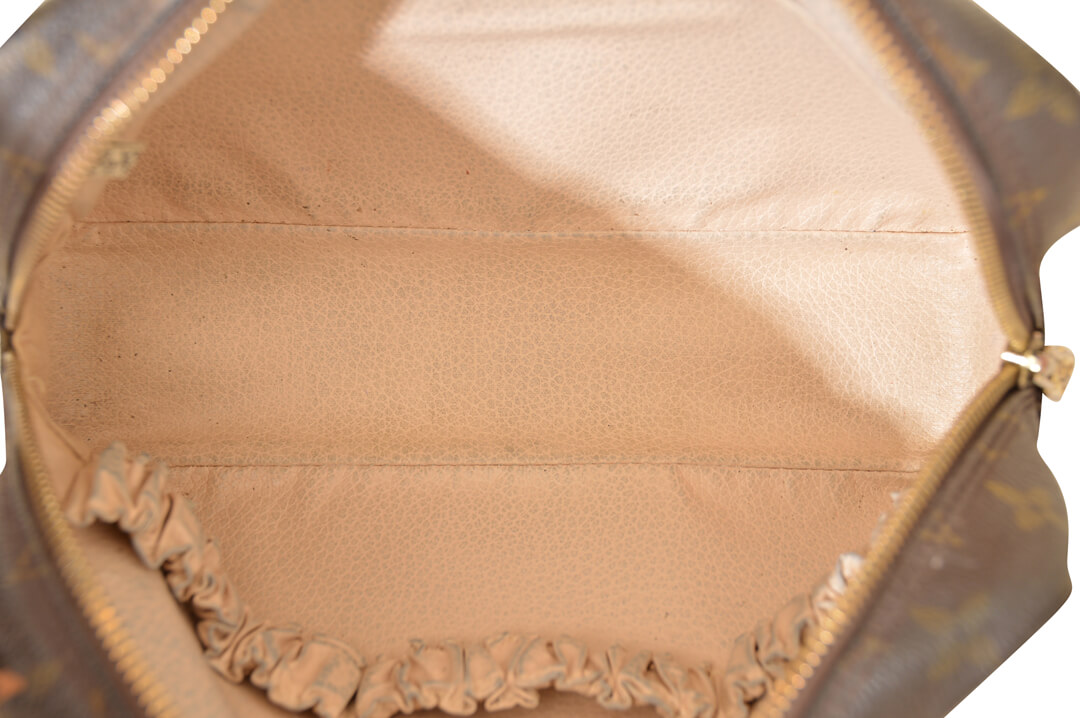 Louis Vuitton Monogram Miroir Trousse Cosmetic Case - Gold Cosmetic Bags,  Accessories - LOU807436